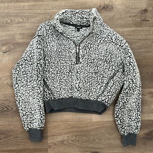 Small Express 3/4 zip pullover fleece